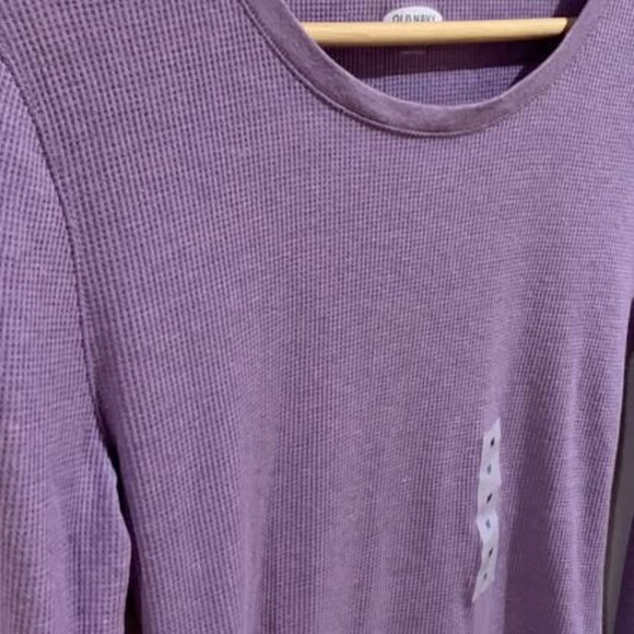 NEW Purple Waffle Top - size Medium - Picture 2 of 3